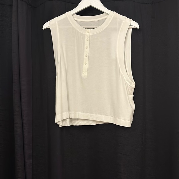 Henley Muscle Tank - Picture 1 of 1